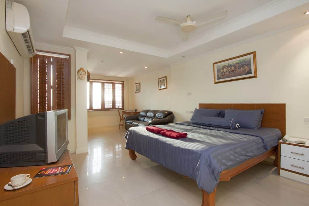 Comfortable Five Bed Apartment